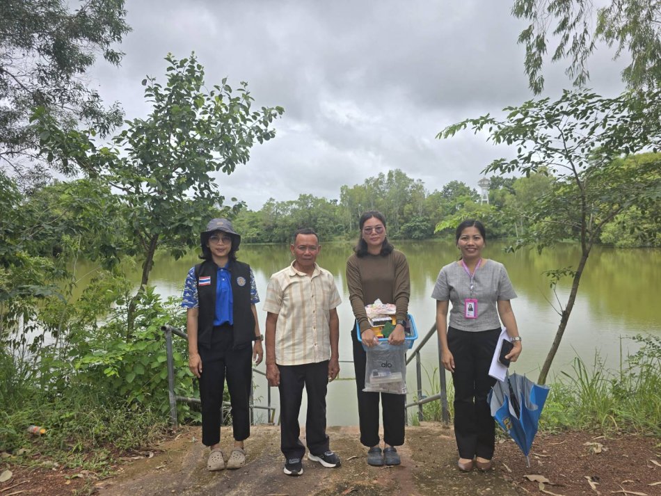 ลงพื้นที่ร่วมกับสำนักงานประมงอำเภอเมืองอำนาจเจริญ/ศูนย์วิจัยและพัฒนานาการเพาะเลี้ยงสัตว์น้ำจืดอำนาจเจริญ และกองสาธารณสุขฯ ตรวจสอบคุณภาพน้ำ ณ สระน้ำหนองโปร่ง ตำบลสร้างนกทา อำเภอเมืองอำนาจเจริญ จังหวัดอำนาจเจริญ 