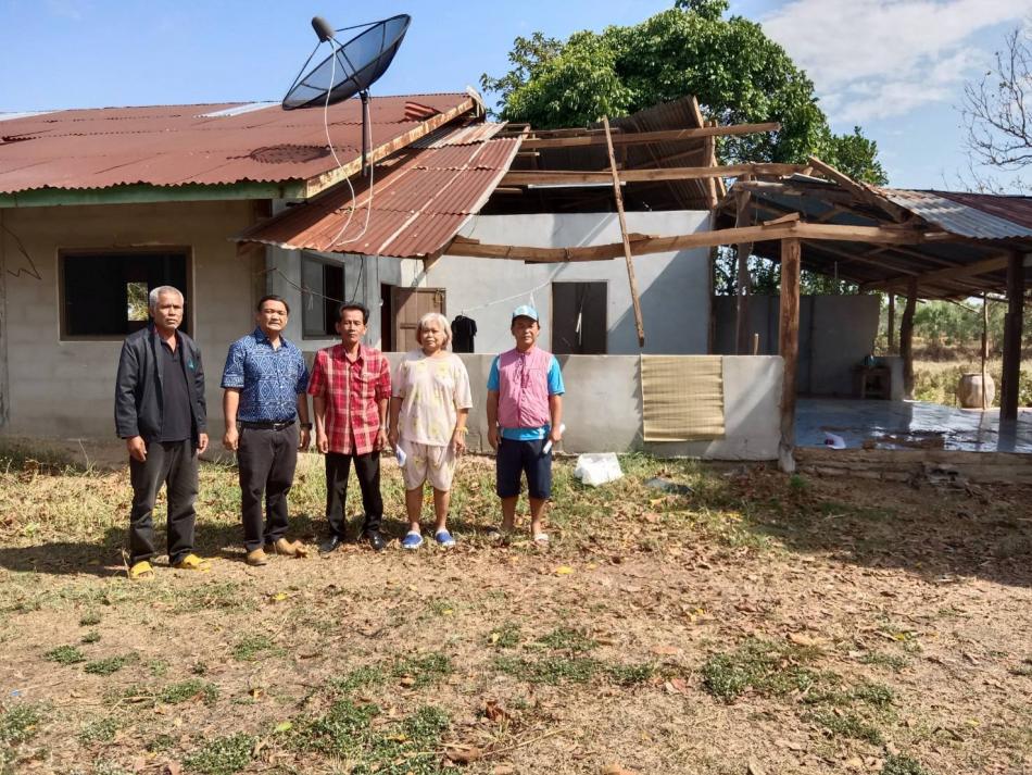 ลงพื้นตรวจสอบความเสียหาย จากสถานการณ์อุทกภัยที่เกิดจาก พายุฤดูร้อน ในเบื้องต้นได้สำรวจความเสียหายในพื้นที่ตำบลสร้างนกทา (8 ภาพ)
